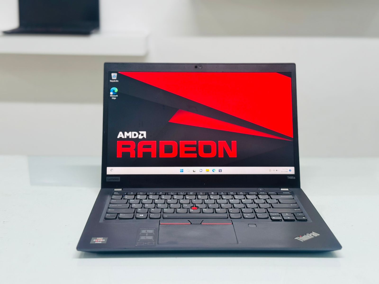 Lenovo Thinkpad T495 Ryzen 7 Pro 16GB RAM 256GB - Image 2