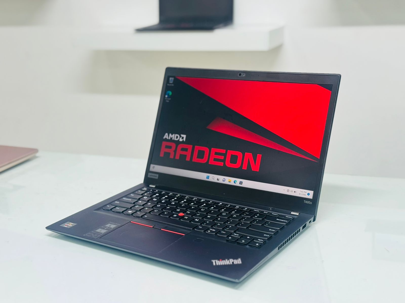 Lenovo Thinkpad T495 Ryzen 7 Pro 16GB RAM 256GB - Image 3