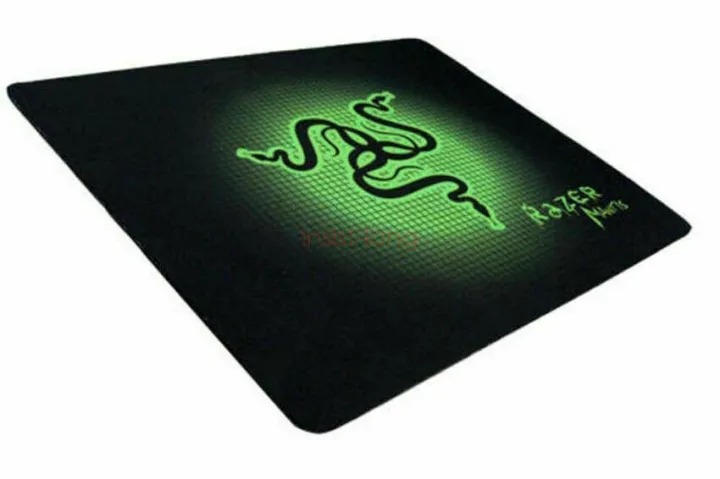 Razer Mantis Gaming Mouse Pad